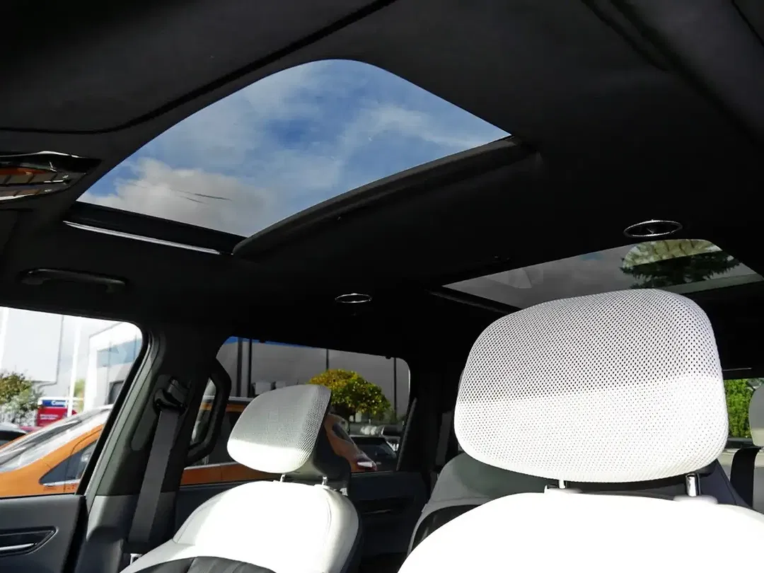 Kia EV9 - Thumbnail 14