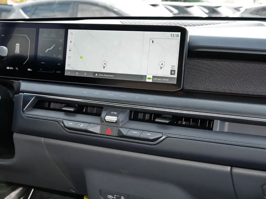 Kia EV9 - Thumbnail 6