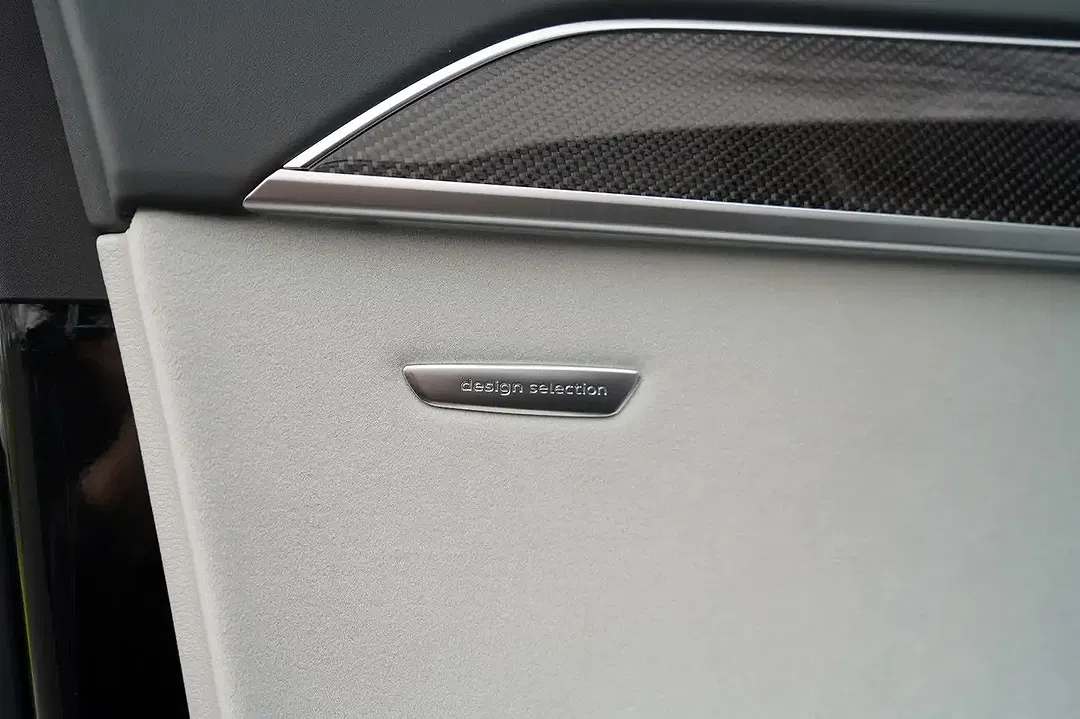 Audi A8 - Thumbnail 9