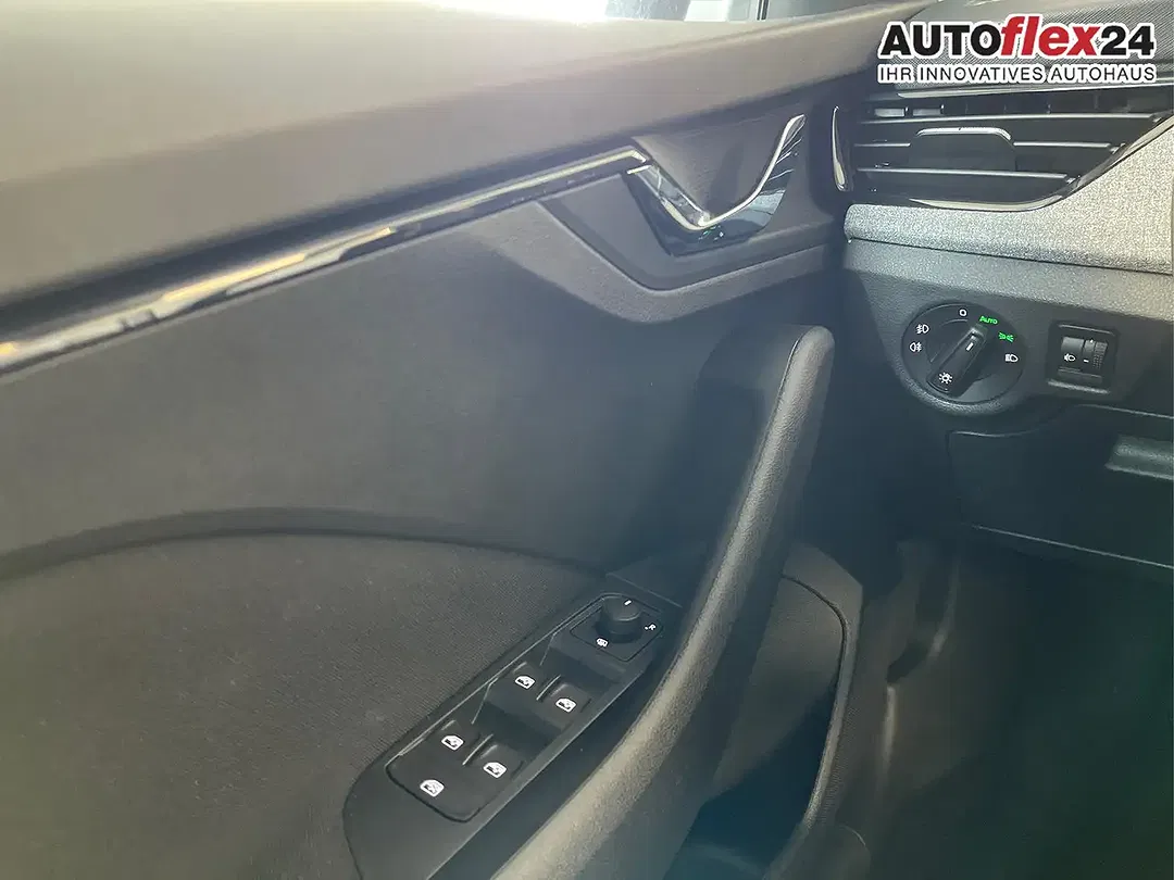 Skoda Scala - Thumbnail 8