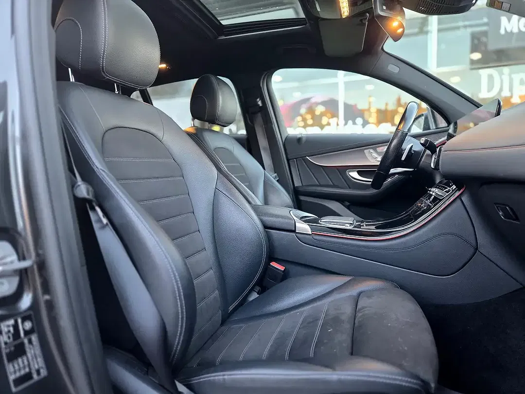 Mercedes-Benz EQC 400 - Thumbnail 7