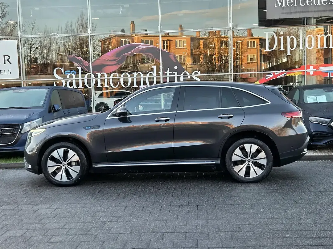 Mercedes-Benz EQC 400 - Thumbnail 3