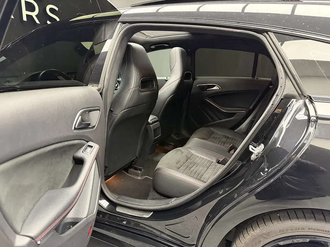 Mercedes-Benz CLA 180 - Thumbnail 10