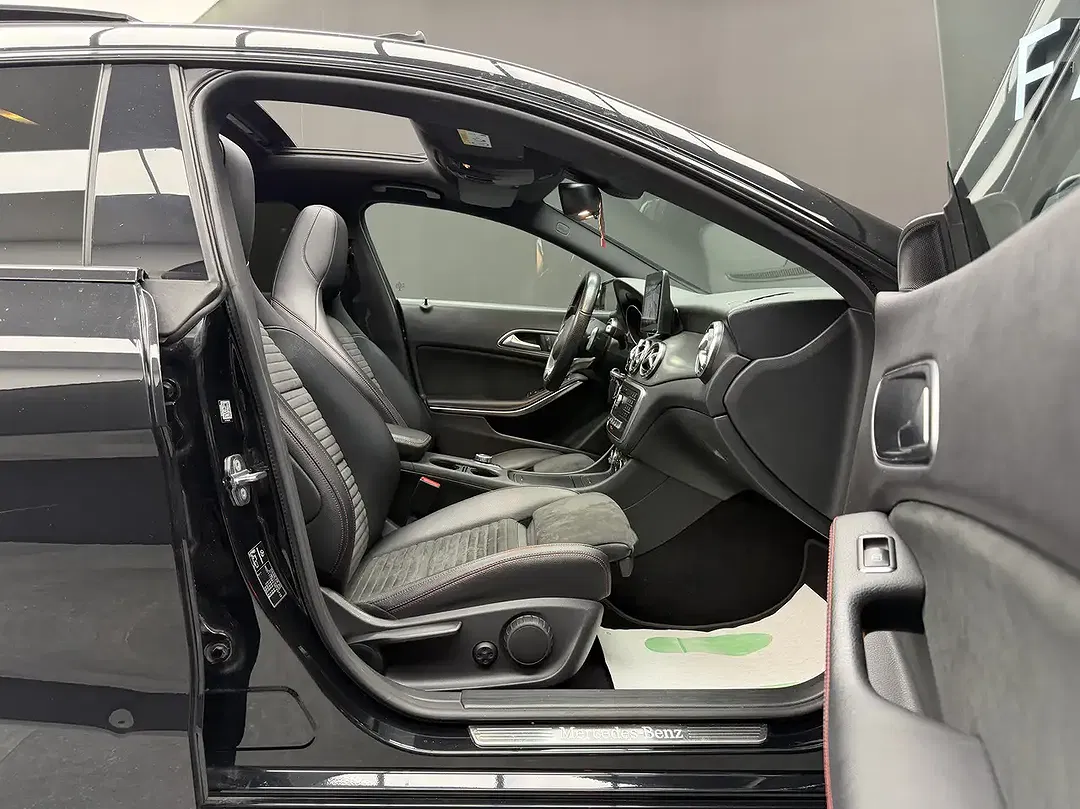 Mercedes-Benz CLA 180 - Thumbnail 9