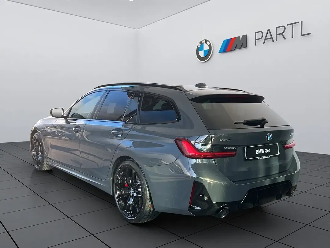 BMW 330 - Thumbnail 3