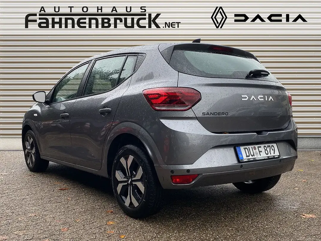 Dacia Sandero - Thumbnail 3