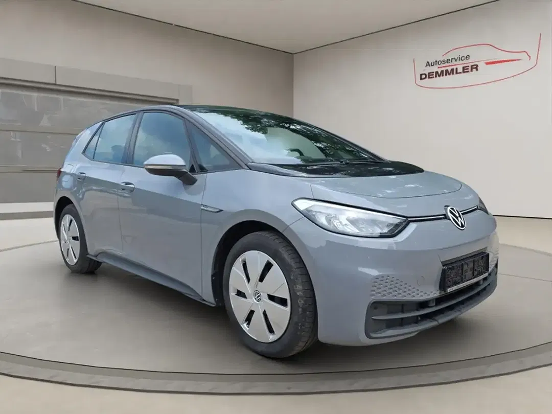 Volkswagen ID.3 - Thumbnail 3