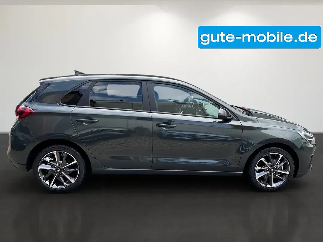 Hyundai i30 - Thumbnail 3