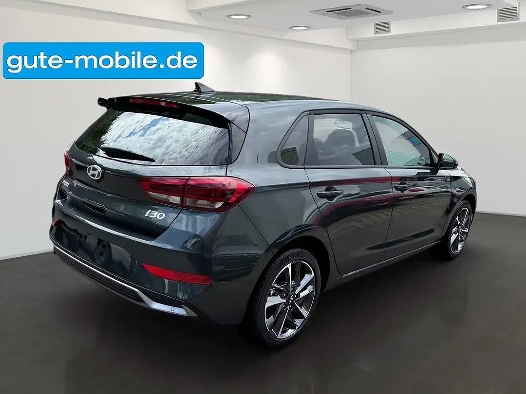 Hyundai i30 - Thumbnail 4