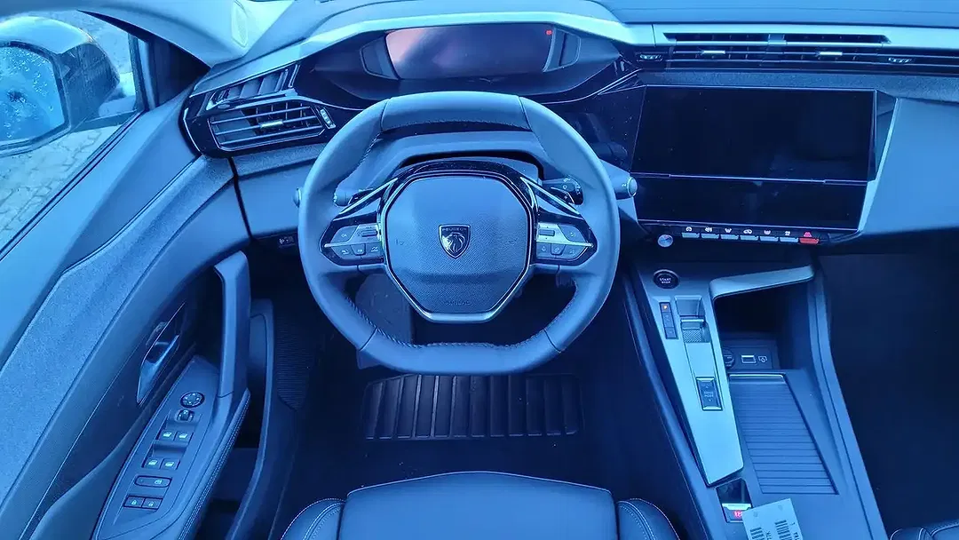 Peugeot 308 - Thumbnail 8