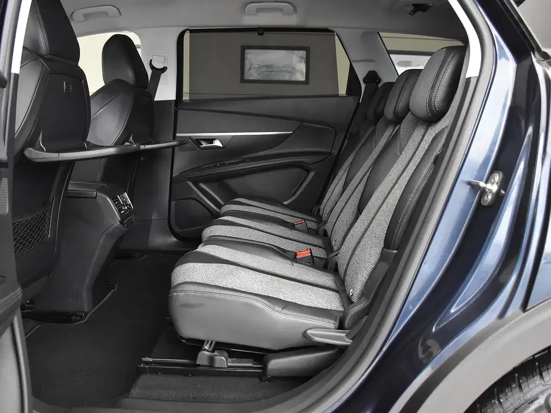 Peugeot 5008 - Thumbnail 10