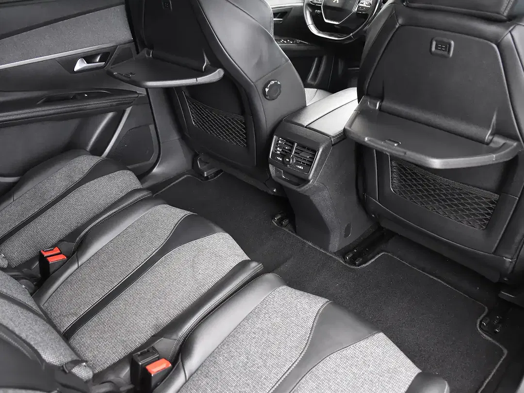 Peugeot 5008 - Thumbnail 13