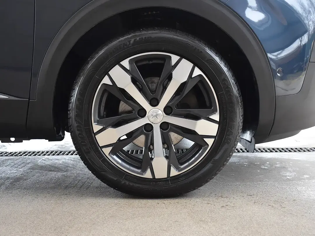 Peugeot 5008 - Thumbnail 30