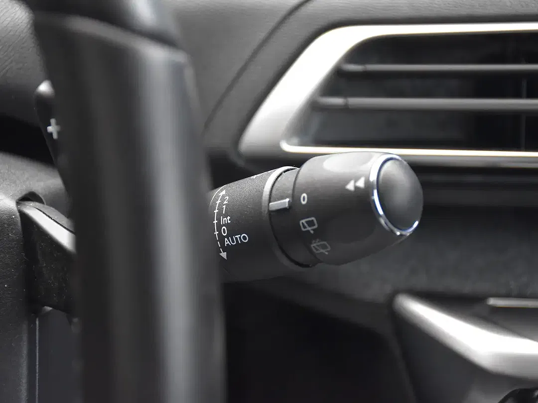 Peugeot 5008 - Thumbnail 41