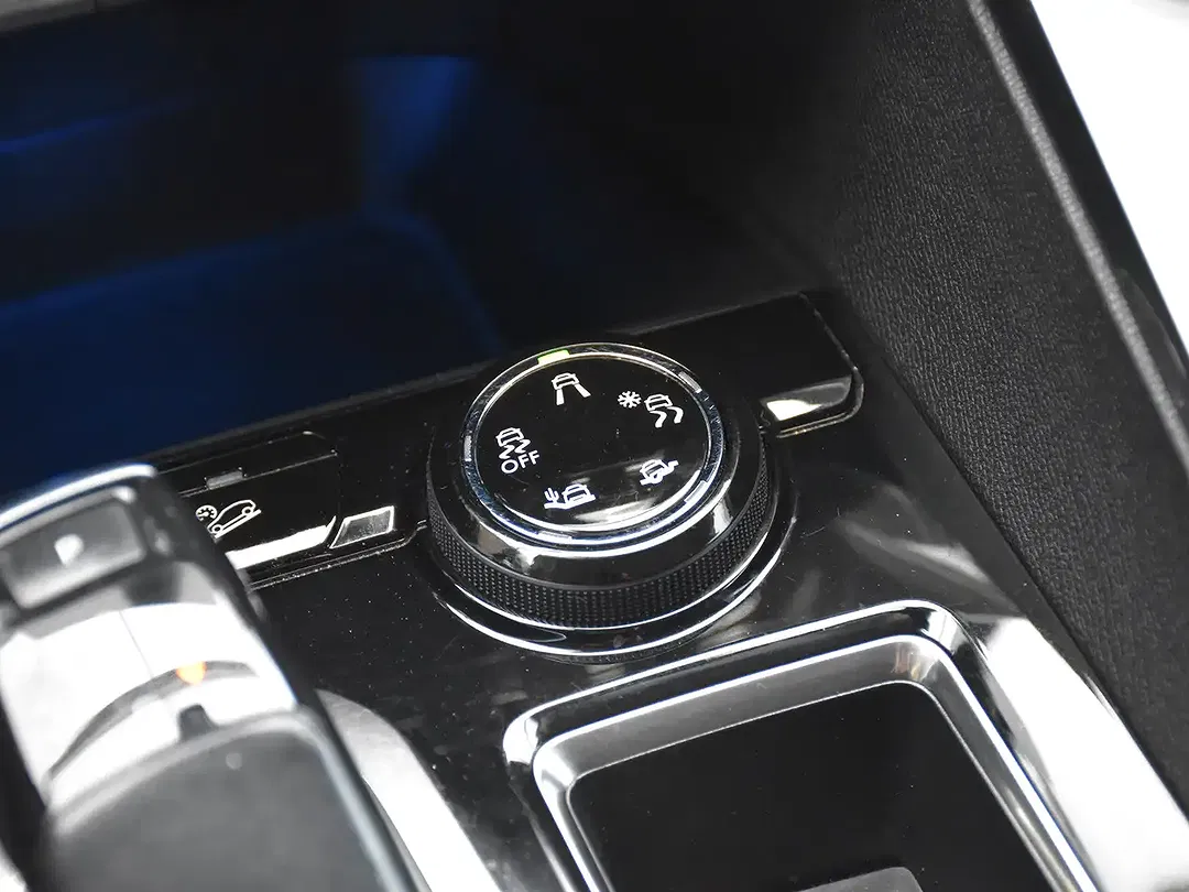 Peugeot 5008 - Thumbnail 44