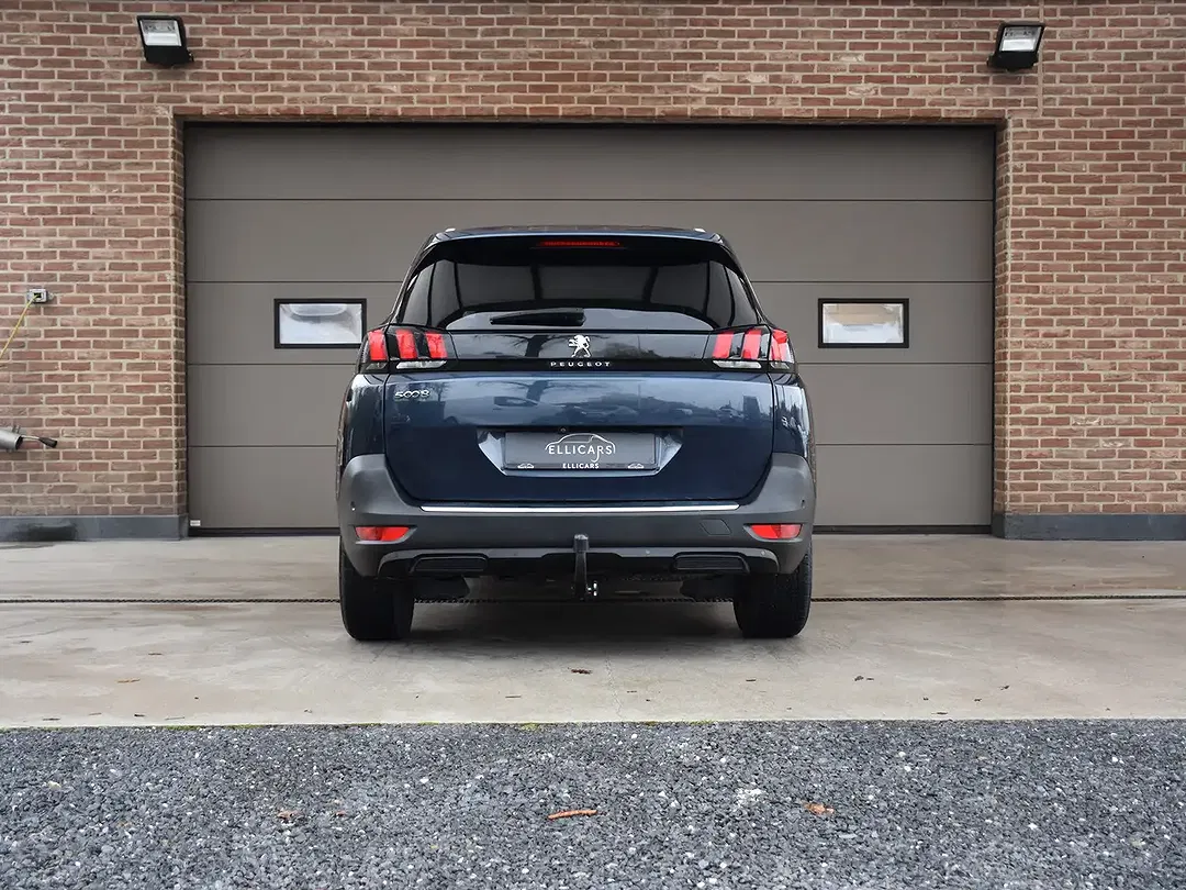 Peugeot 5008 - Thumbnail 6