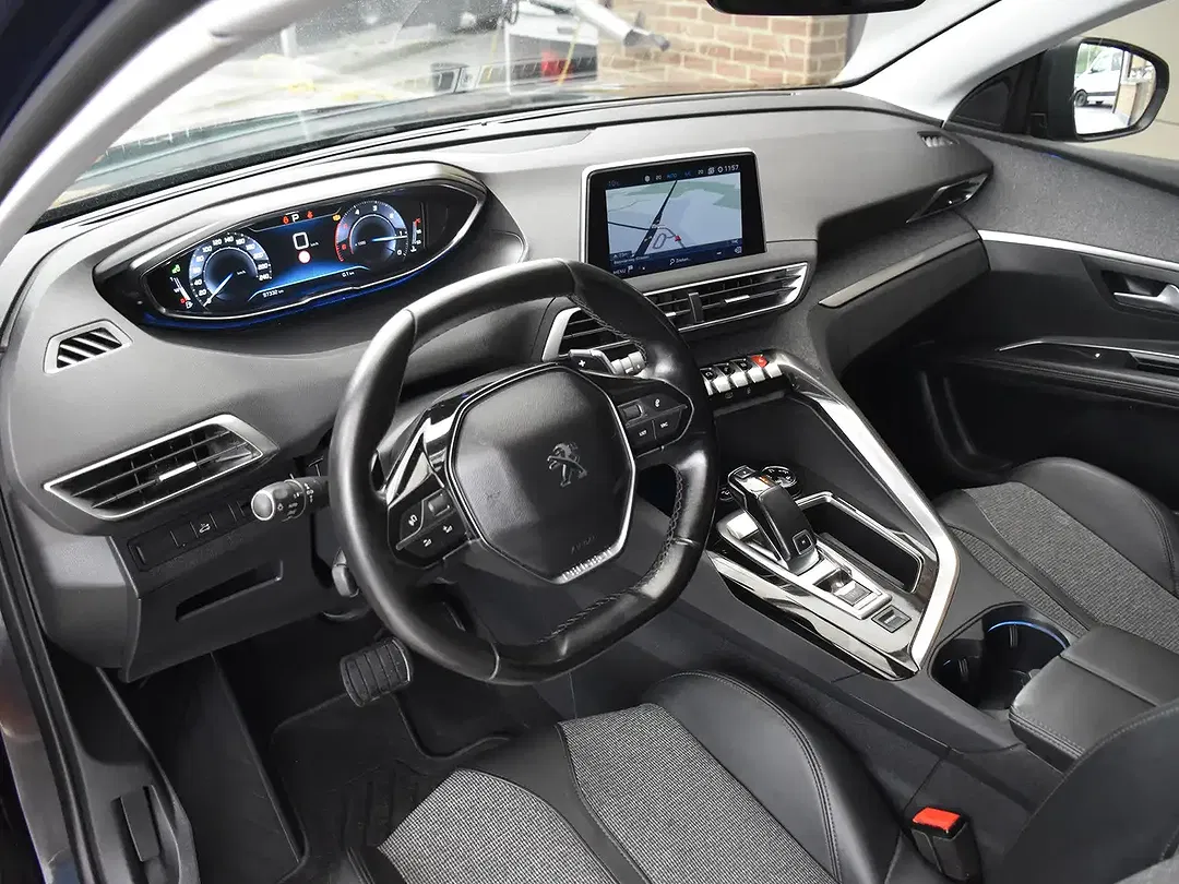 Peugeot 5008 - Thumbnail 8