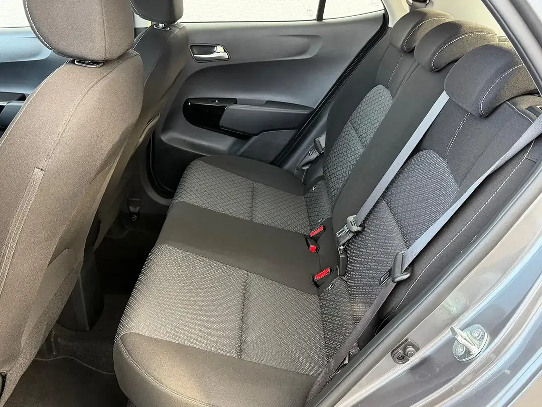 Kia Picanto - Thumbnail 10