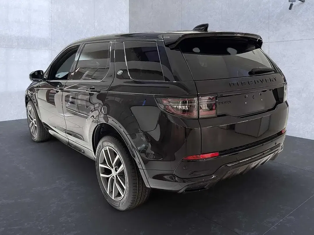Land Rover Discovery Sport - Thumbnail 2