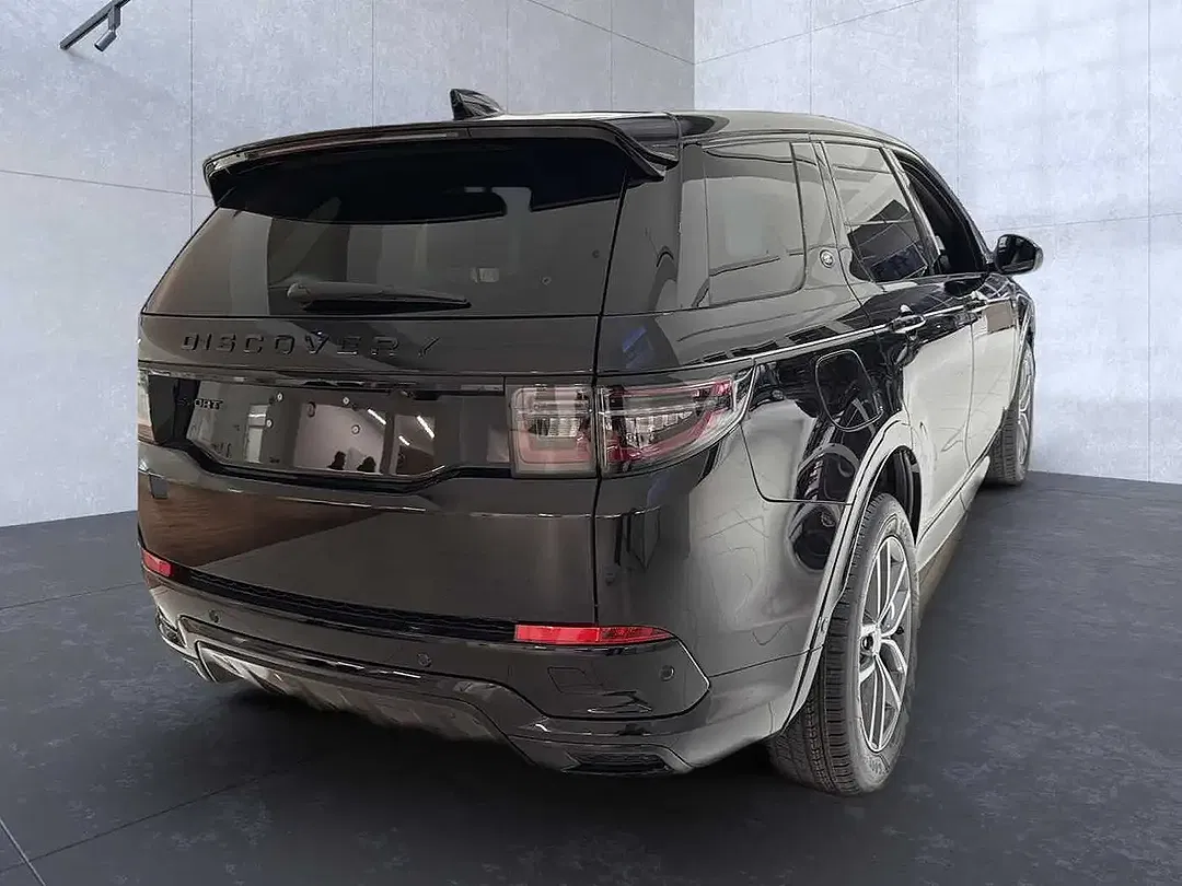Land Rover Discovery Sport - Thumbnail 3