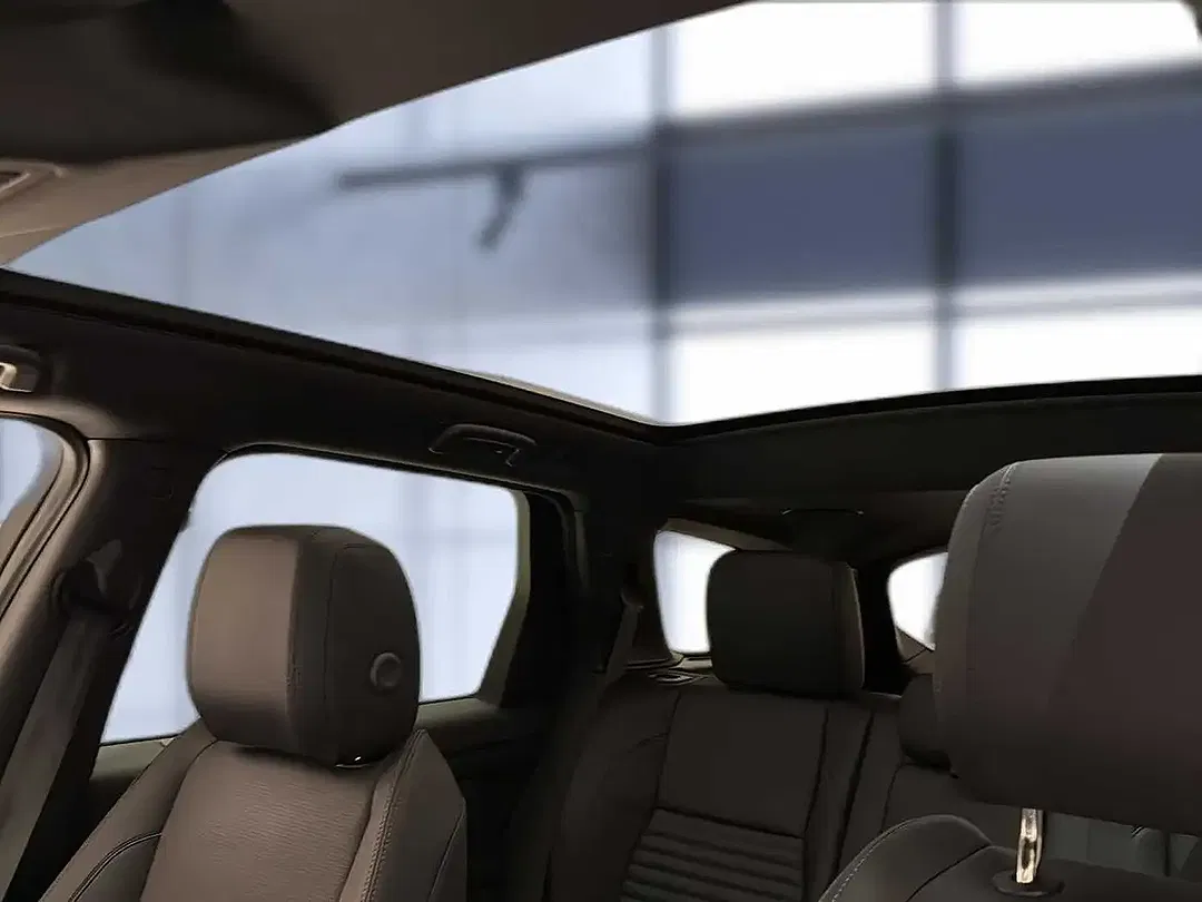 Land Rover Discovery Sport - Thumbnail 9