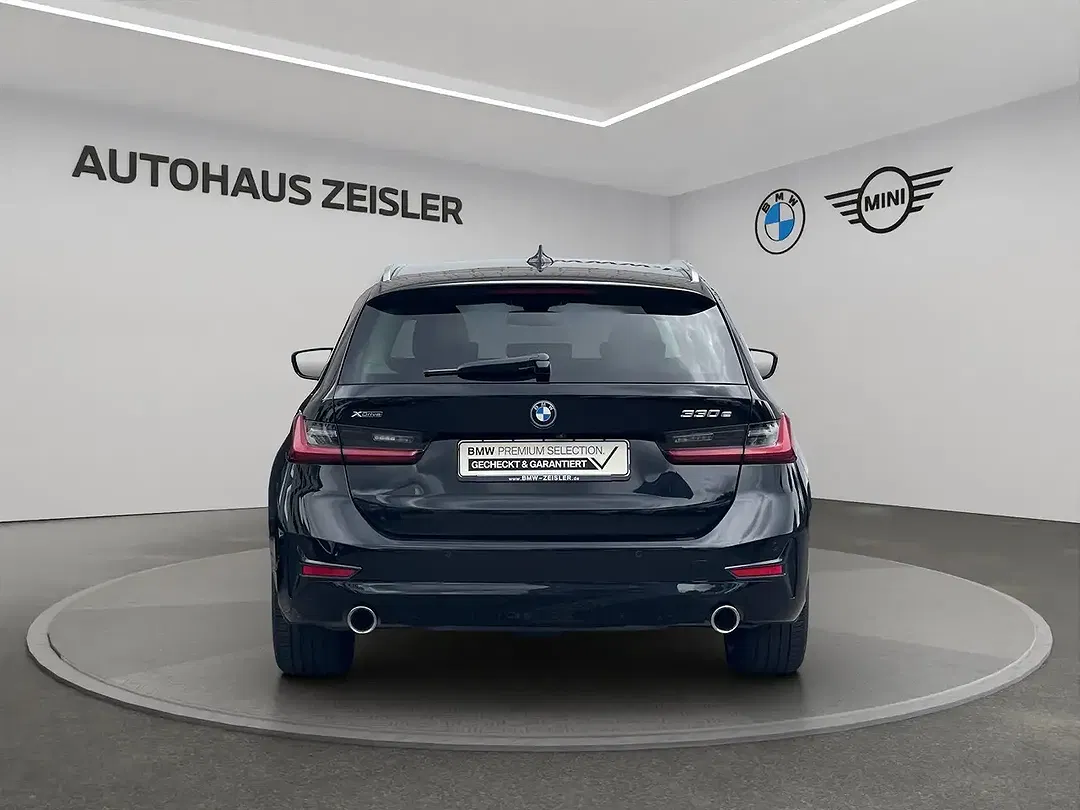 BMW 330 - Thumbnail 6