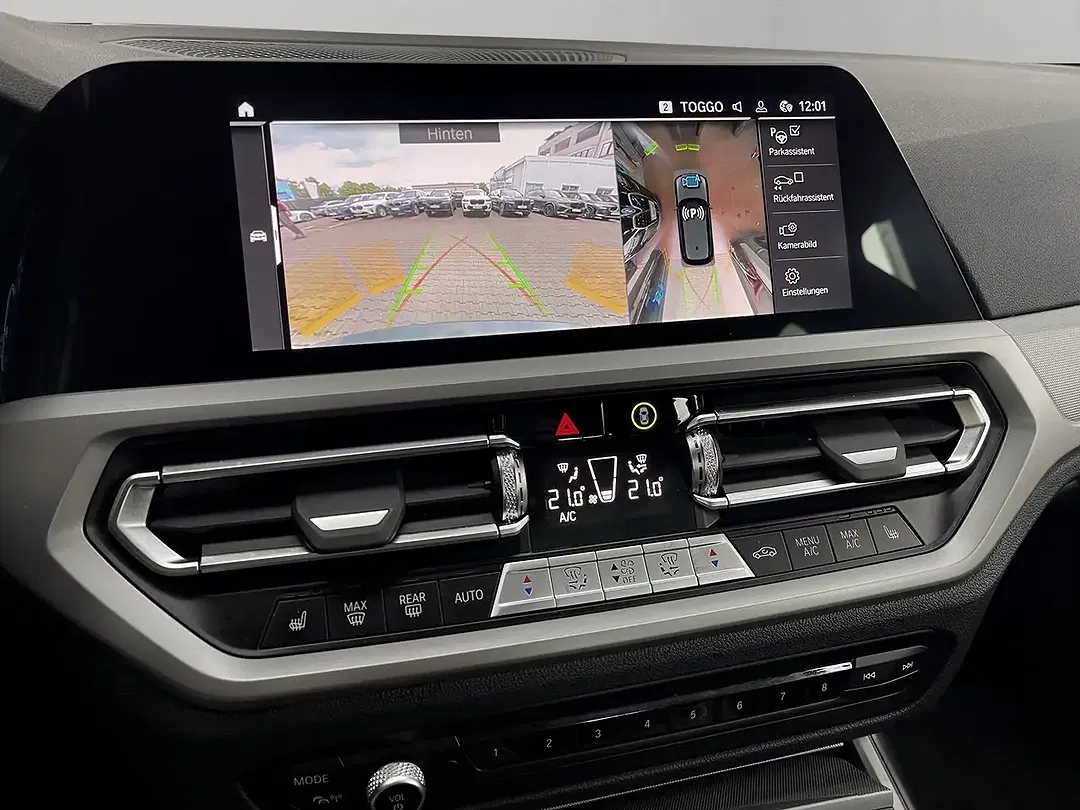 BMW 330 - Thumbnail 8