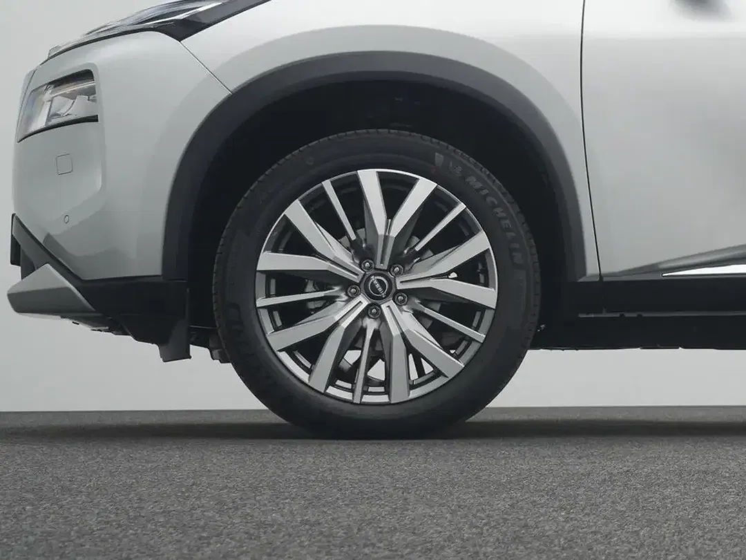 Nissan X-Trail - Thumbnail 5