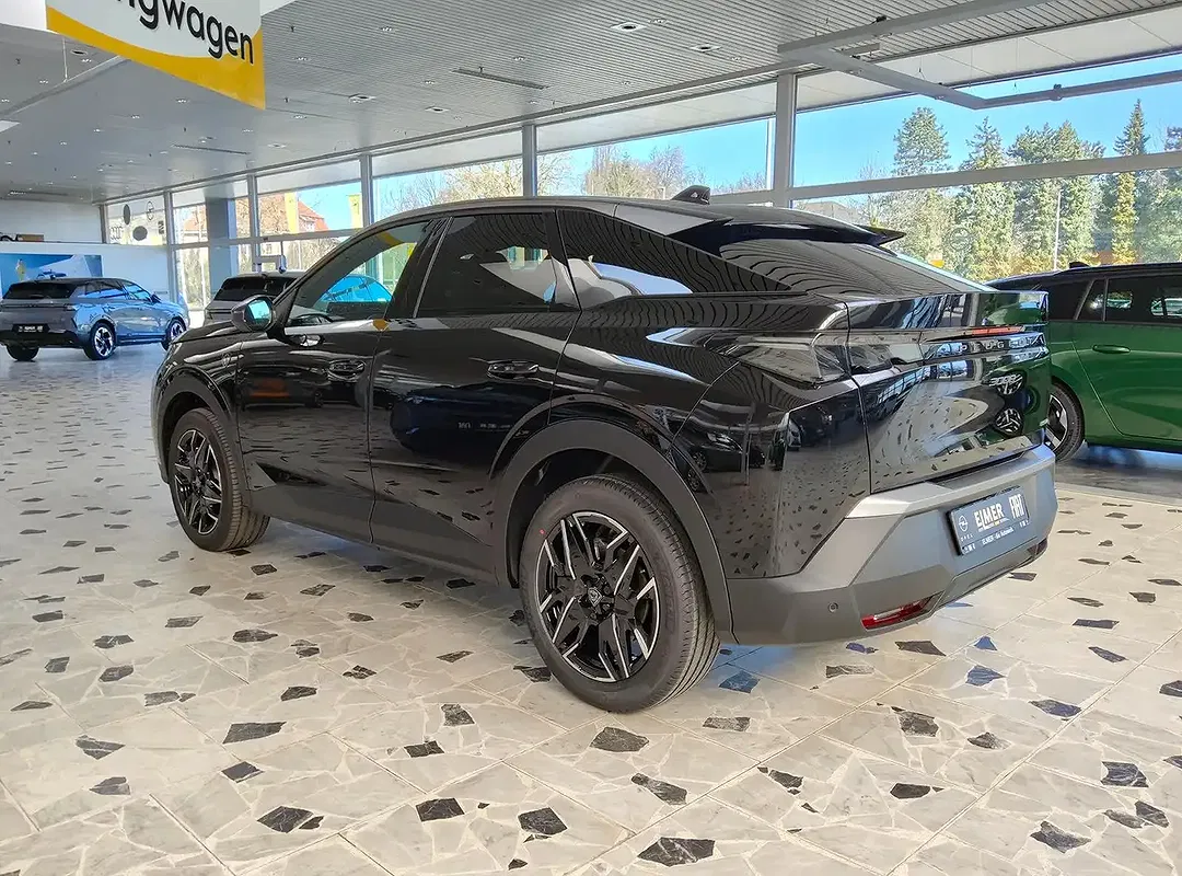 Peugeot 3008 - Thumbnail 5