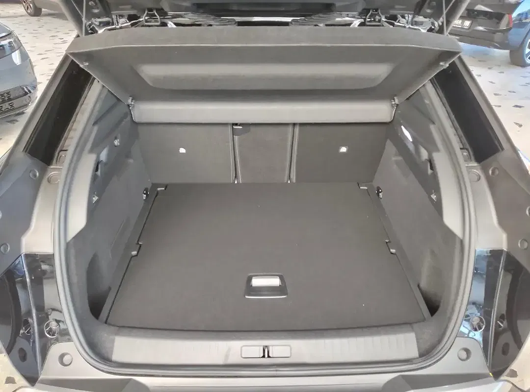 Peugeot 3008 - Thumbnail 9
