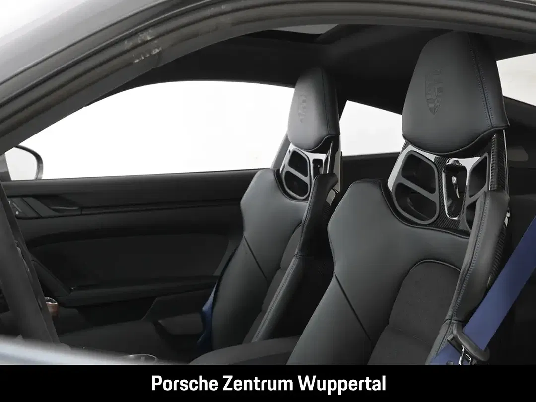 Porsche 992 - Thumbnail 12