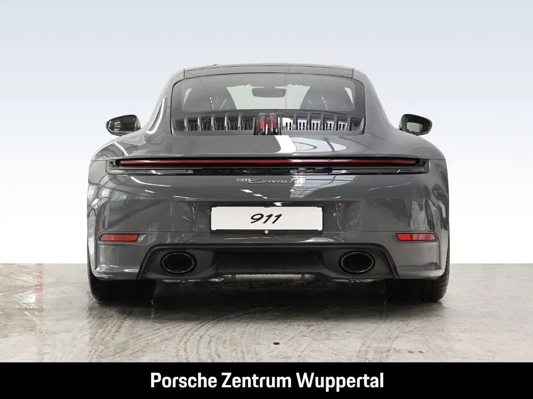 Porsche 992 - Thumbnail 5