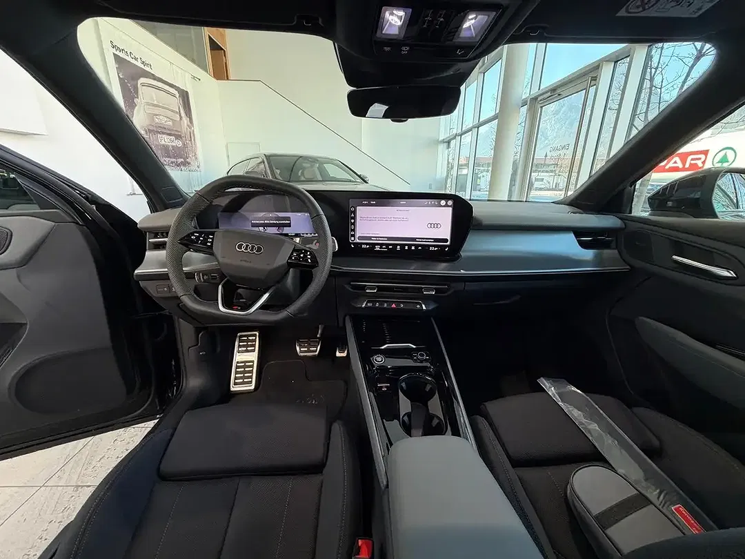Audi Q3 - Thumbnail 9