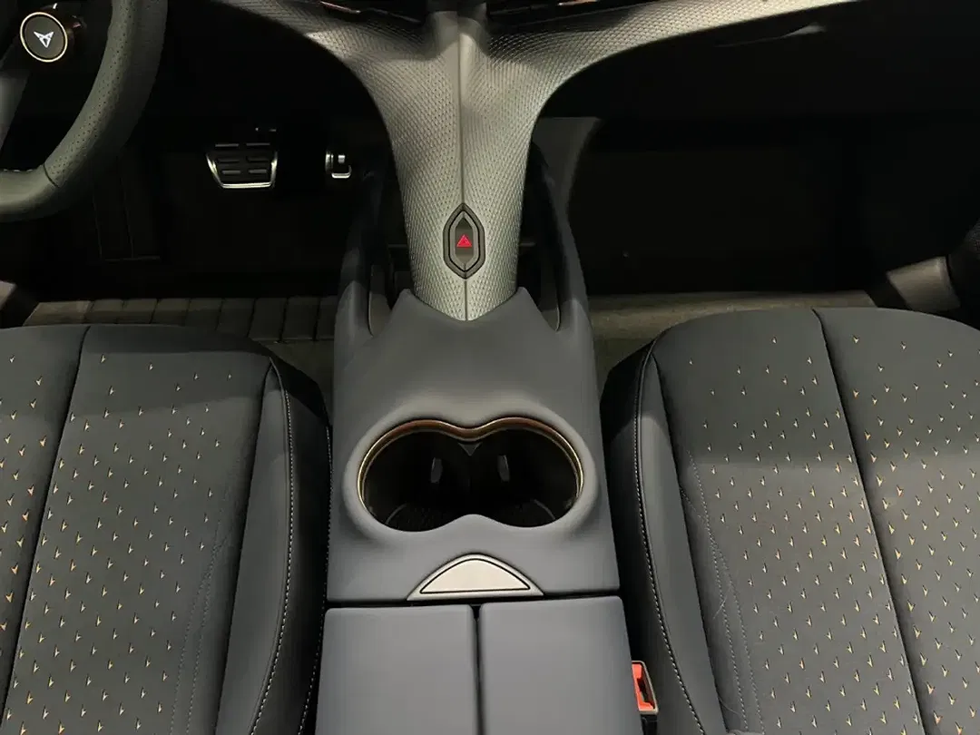 CUPRA Tavascan - Thumbnail 13