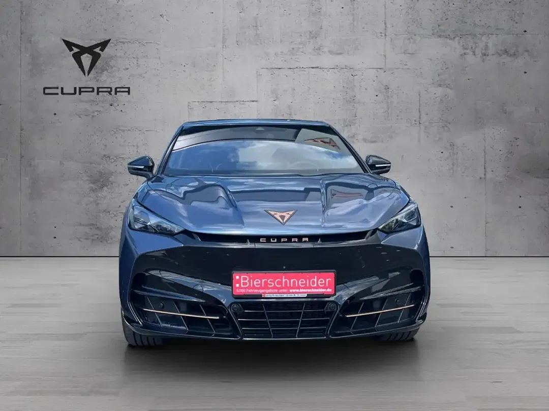 CUPRA Tavascan - Thumbnail 2