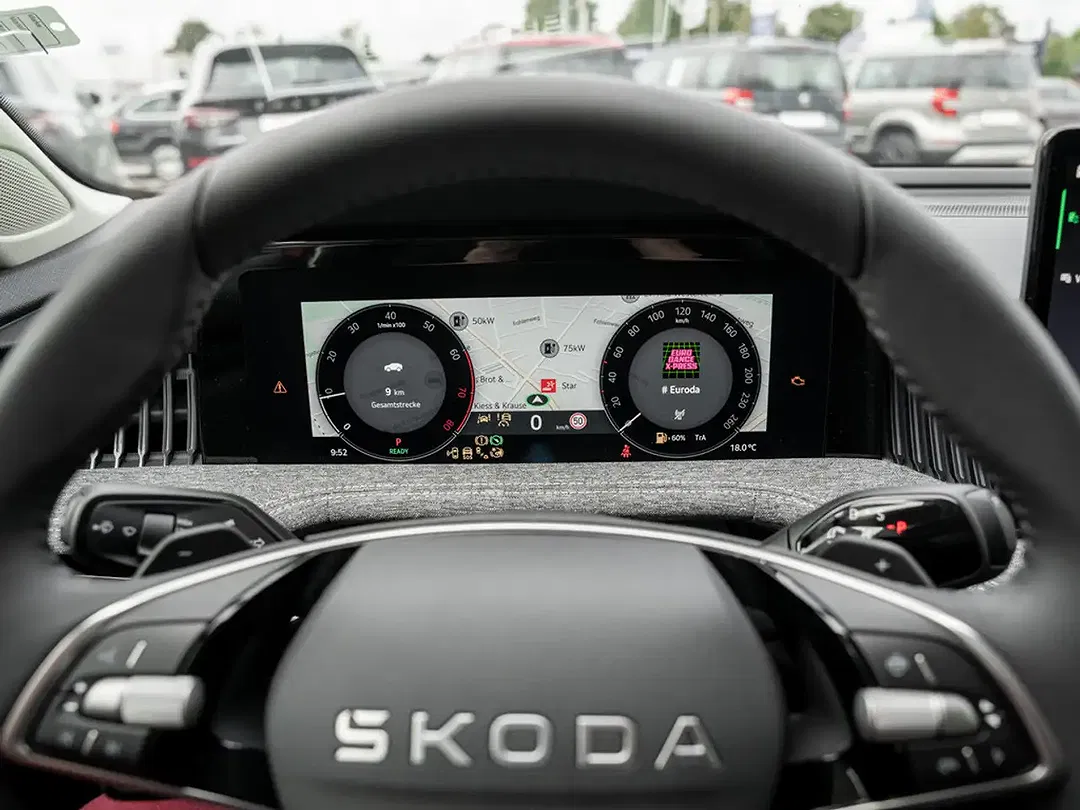 Skoda Superb - Thumbnail 11
