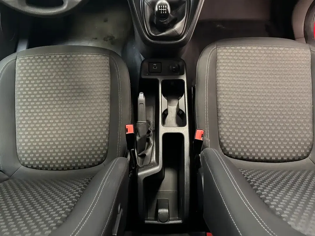 Ford Transit Connect - Thumbnail 15