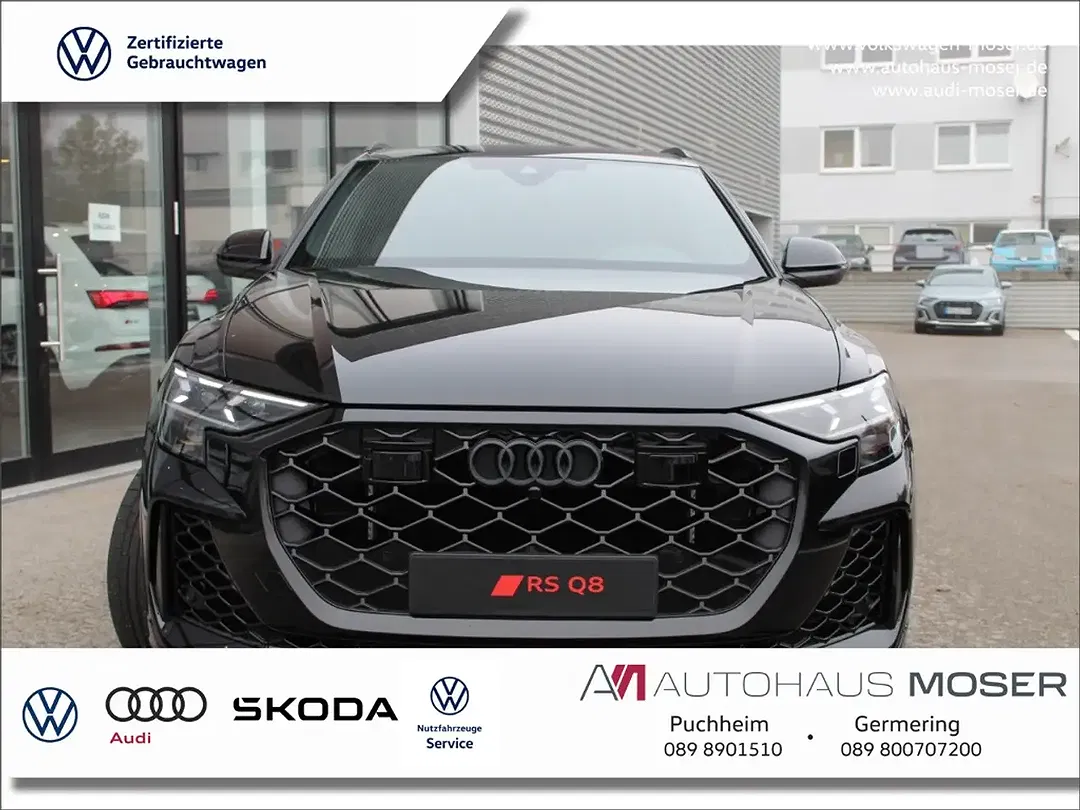 Audi RS Q8 - Thumbnail 1