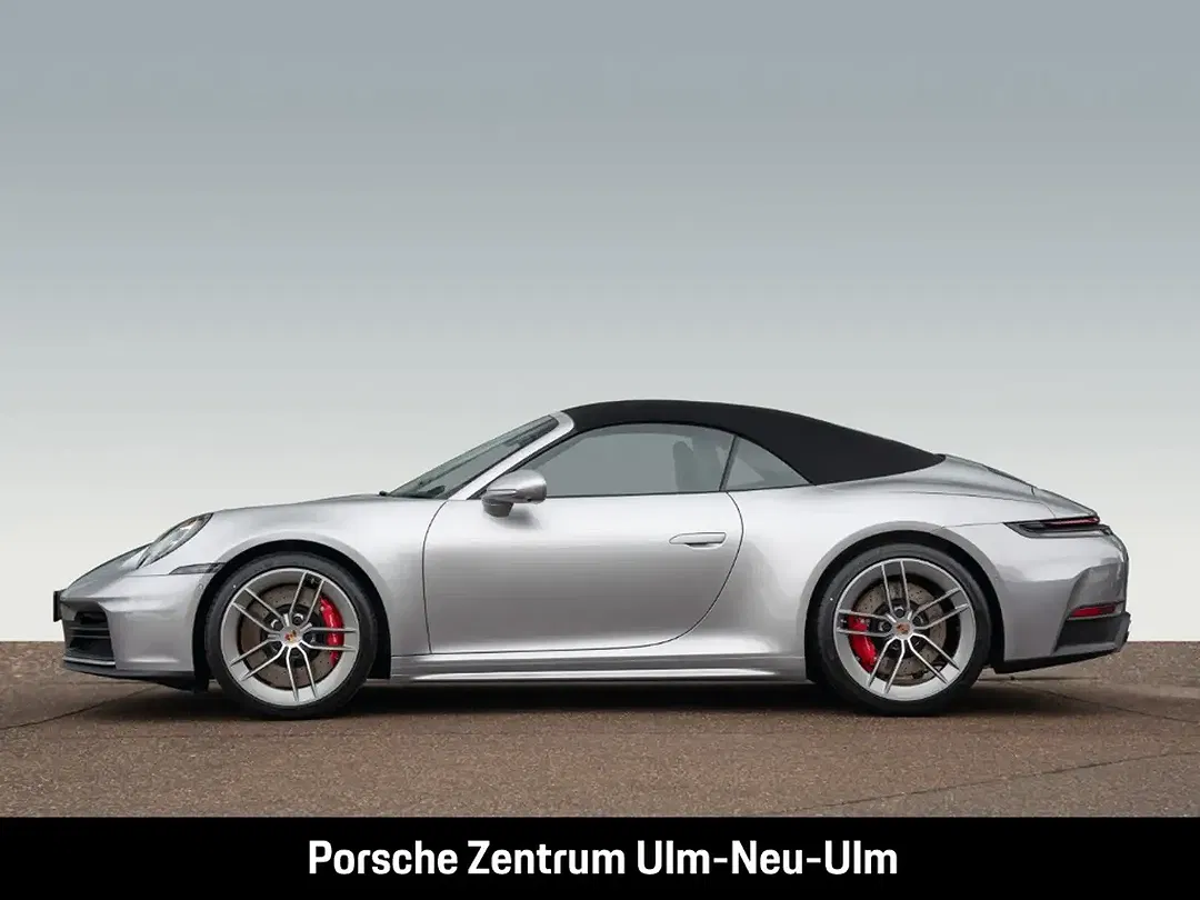 Porsche 992 - Thumbnail 8