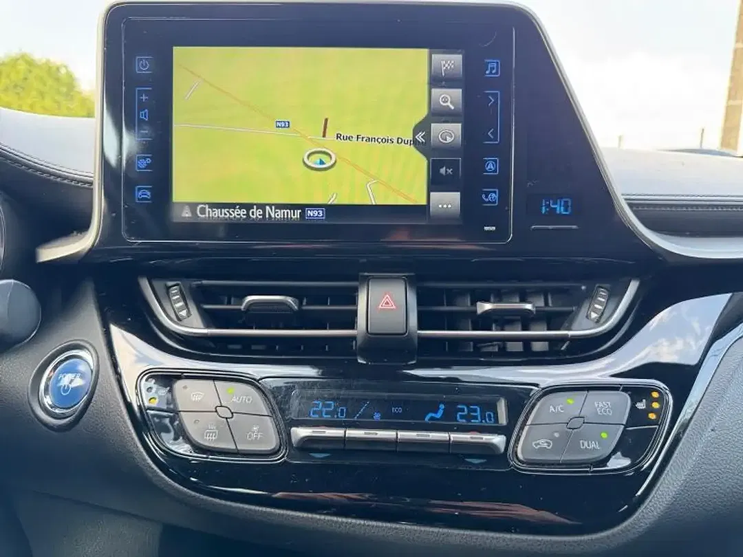 Toyota C-HR - Thumbnail 14
