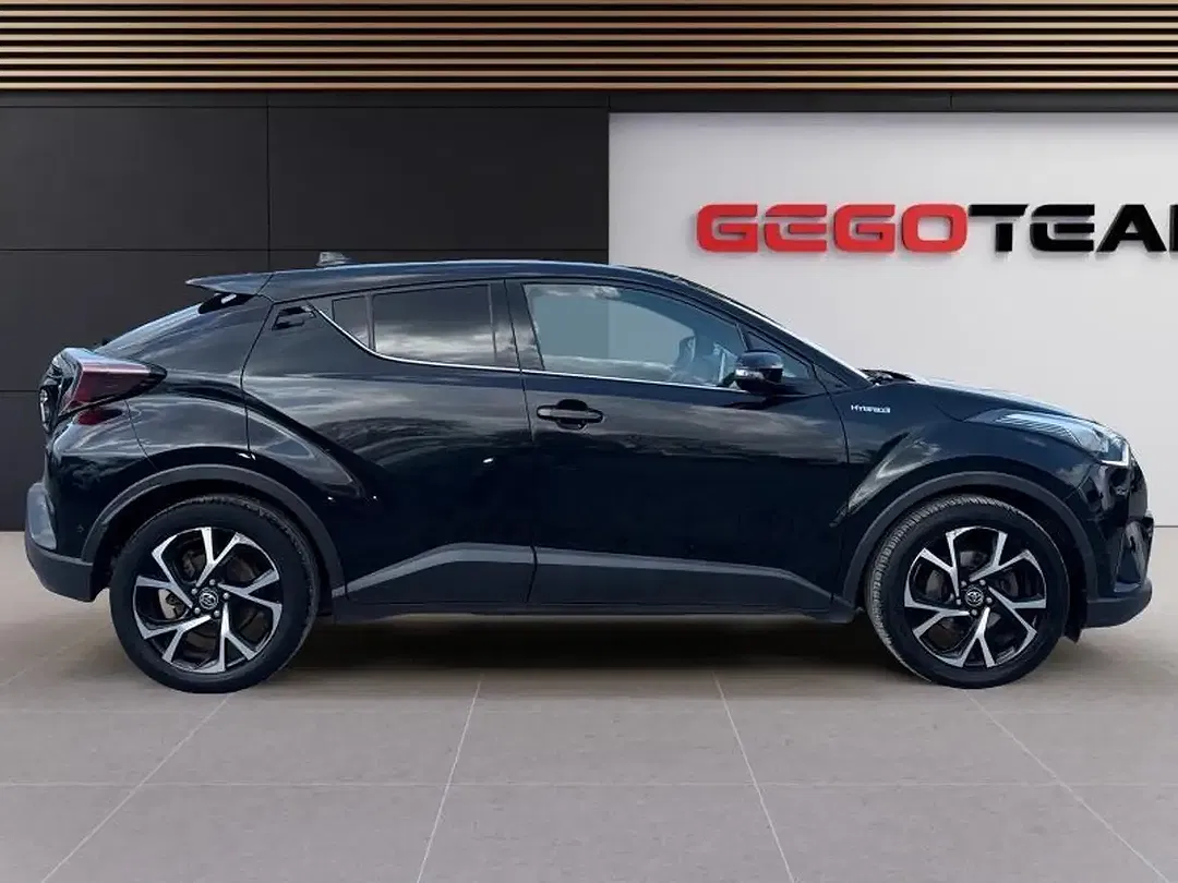 Toyota C-HR - Thumbnail 6