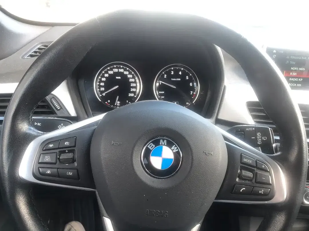 BMW X1 - Thumbnail 13