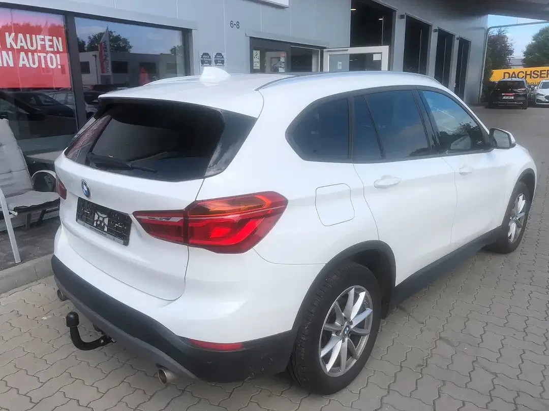 BMW X1 - Thumbnail 5