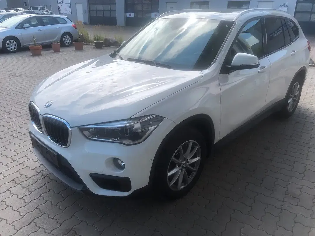BMW X1 - Thumbnail 8
