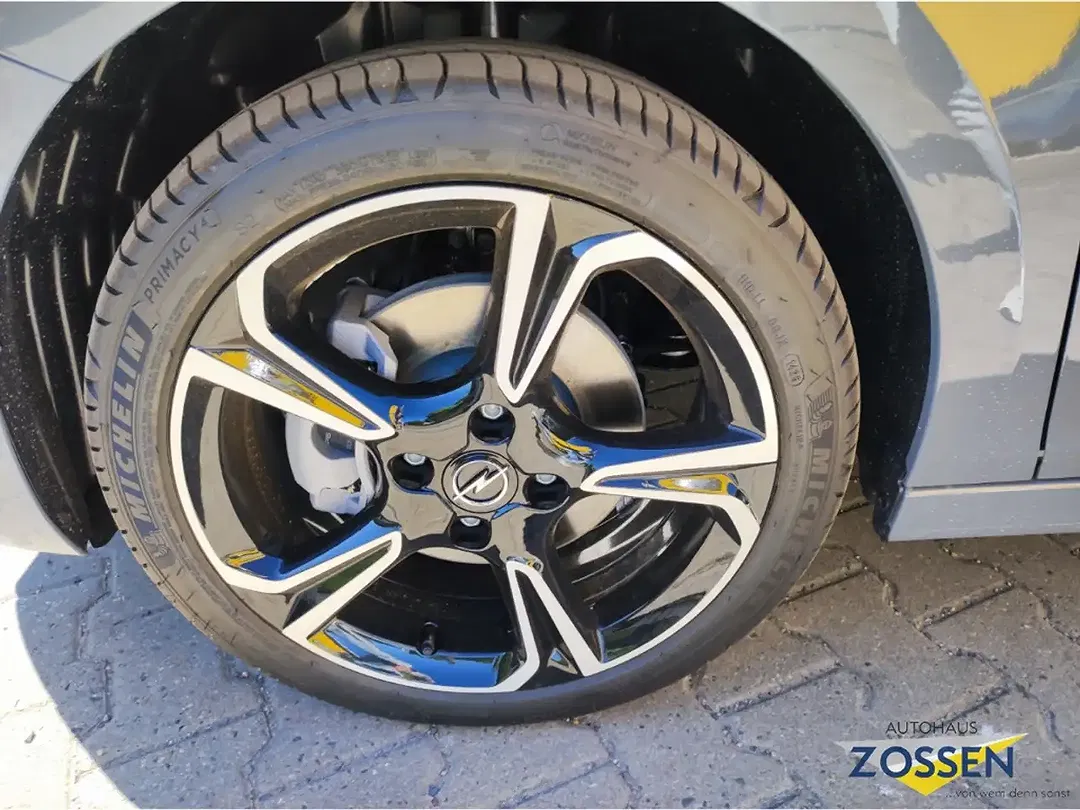 Opel Corsa - Thumbnail 7