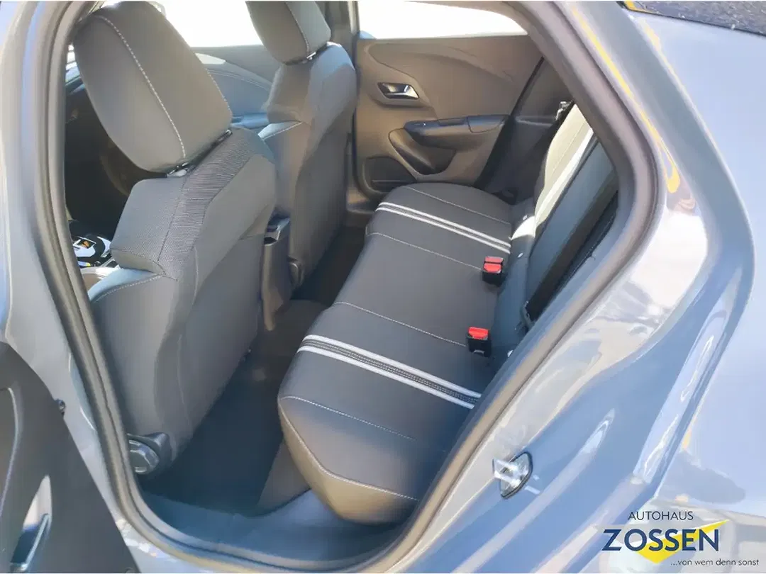 Opel Corsa - Thumbnail 9