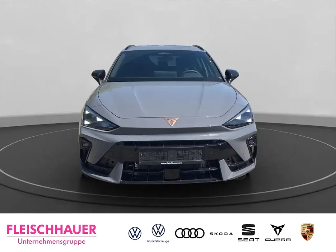 CUPRA Leon - Thumbnail 2