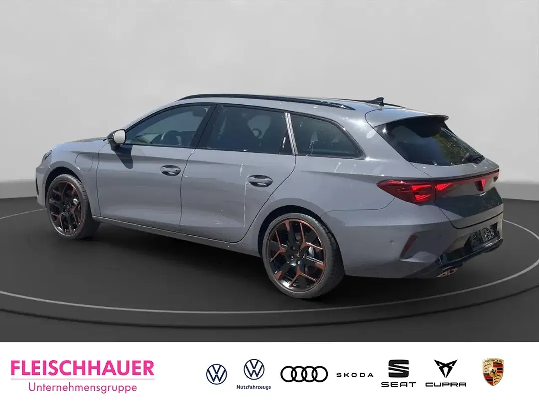 CUPRA Leon - Thumbnail 4