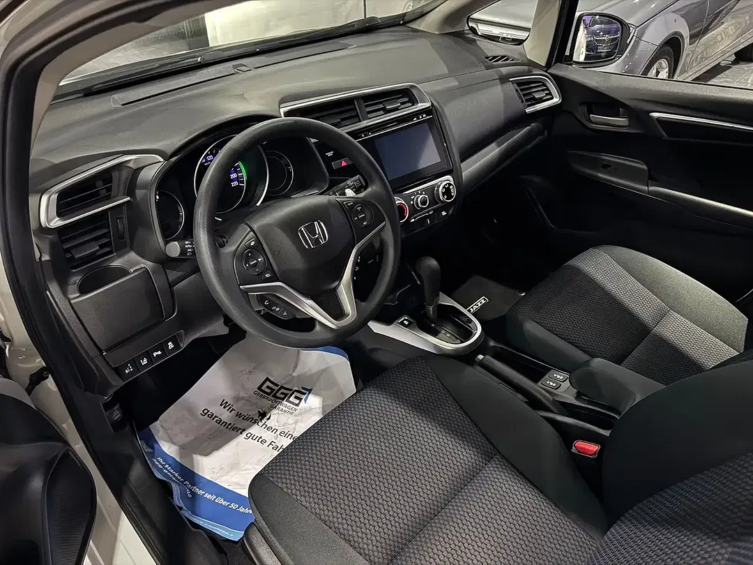 Honda Jazz - Thumbnail 5