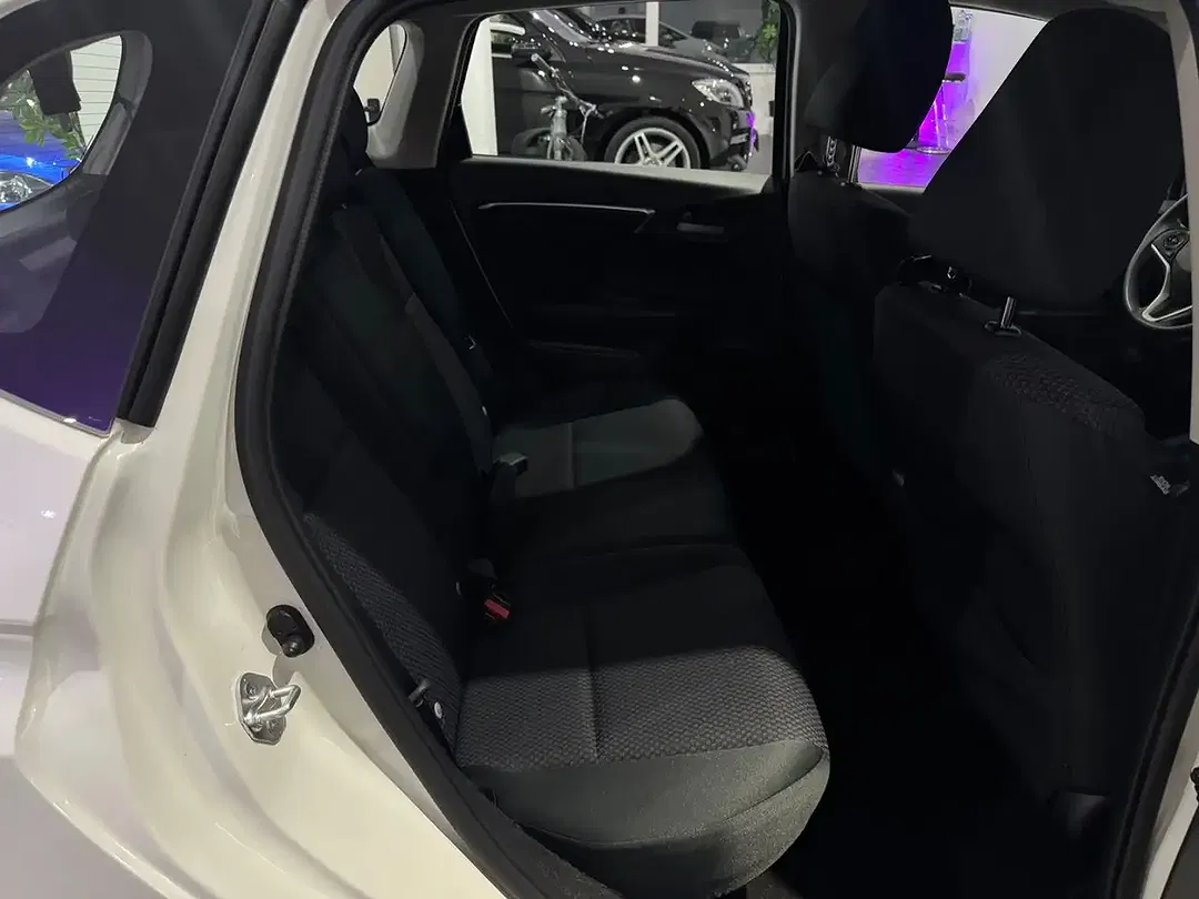 Honda Jazz - Thumbnail 8